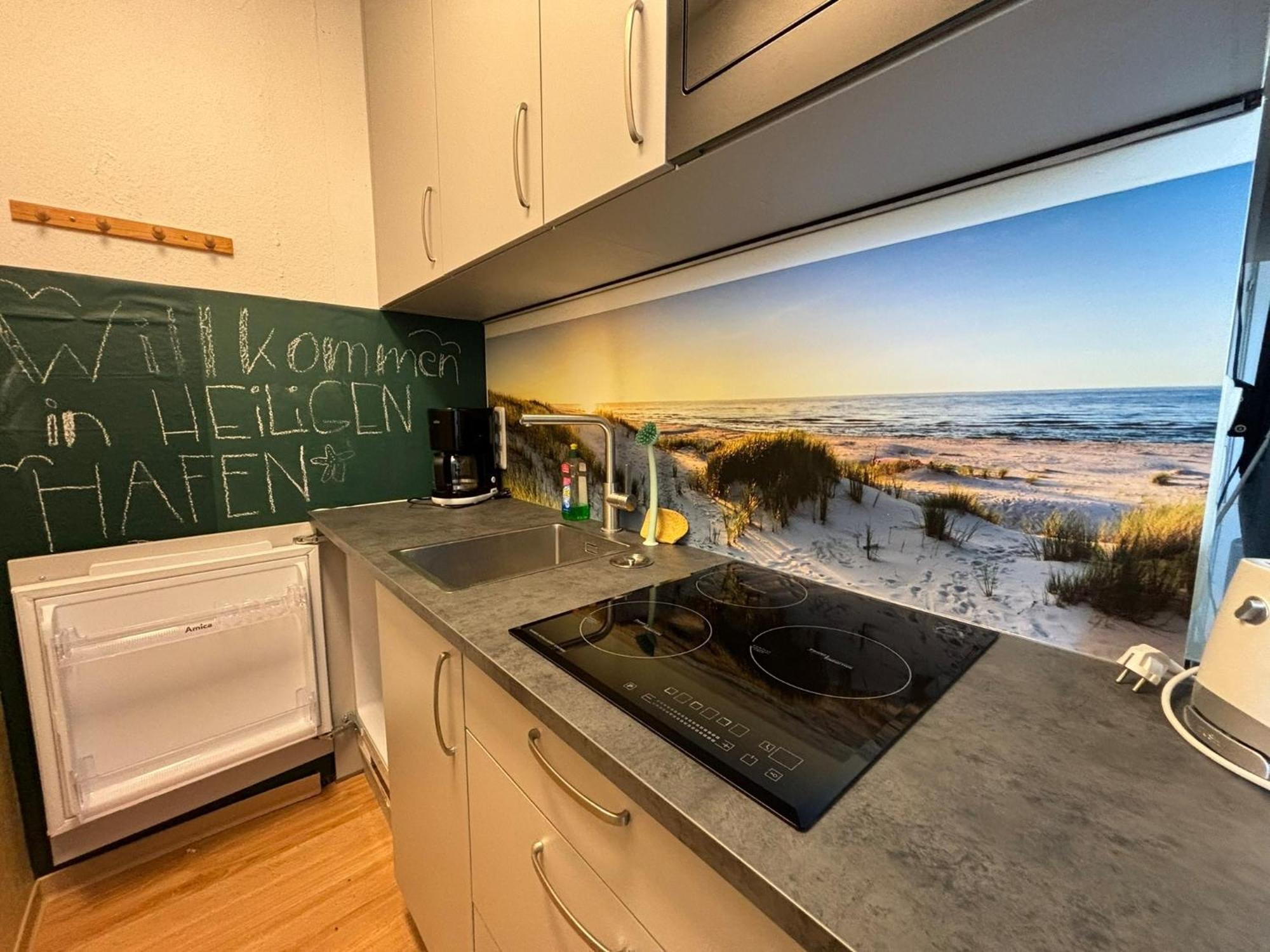 Ferienwohnung Meeresblick Хайлигенхафен Екстериор снимка